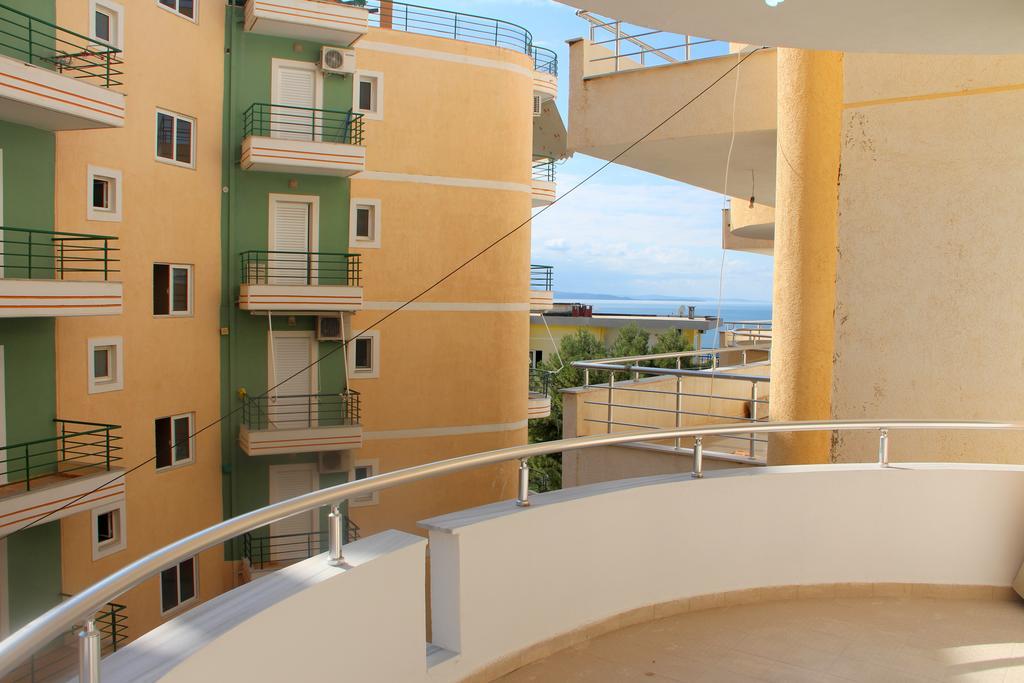 Kristi Apartments Sarandë Exterior foto