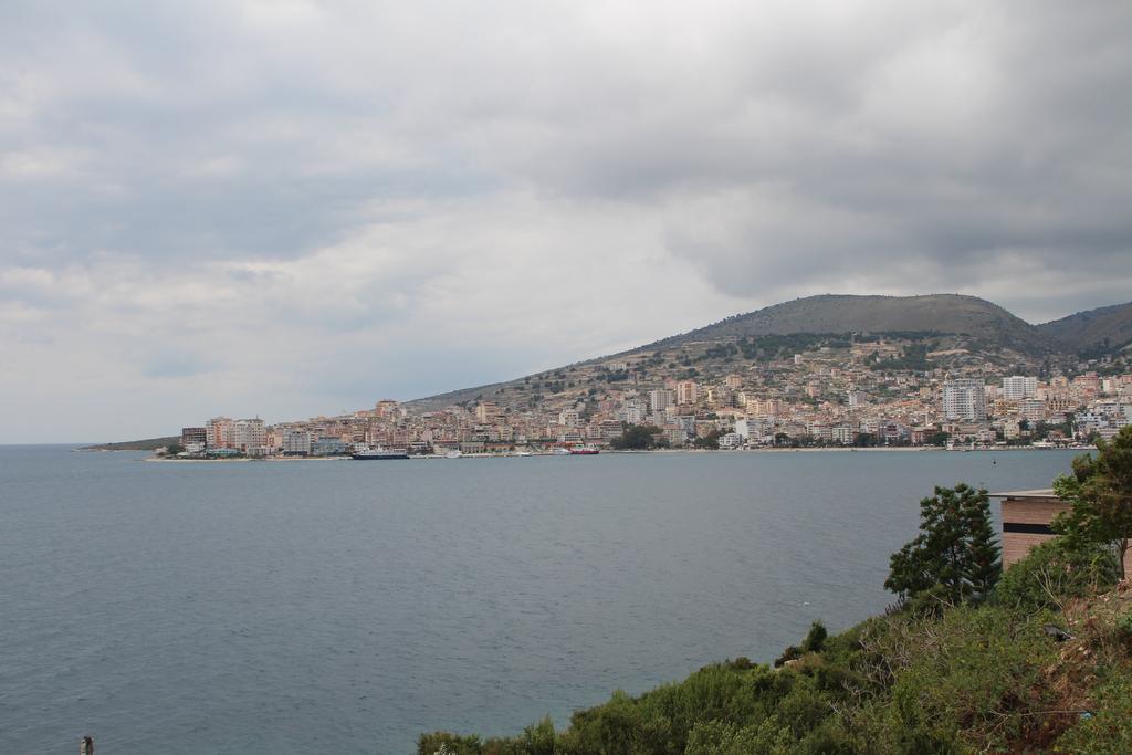 Kristi Apartments Sarandë Exterior foto